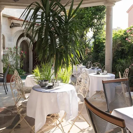 Palma Bed & Breakfast 3*