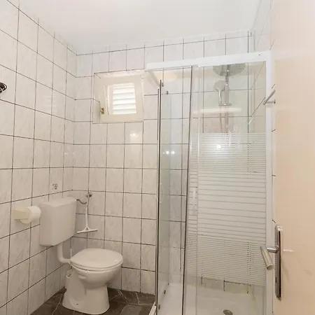 بيت ضيافة B & B Apartments Palma Medulin 3*