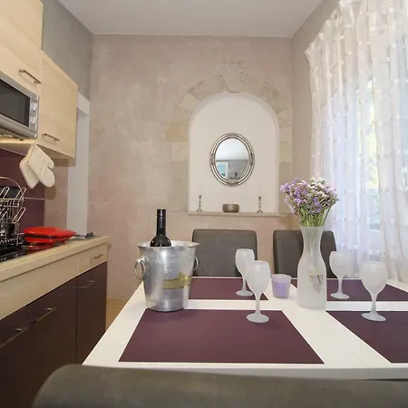 B & B Apartments Palma Medulin 3*