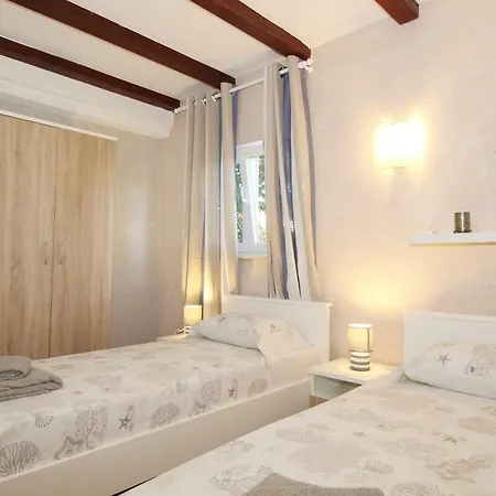 بيت ضيافة B & B Apartments Palma Medulin
