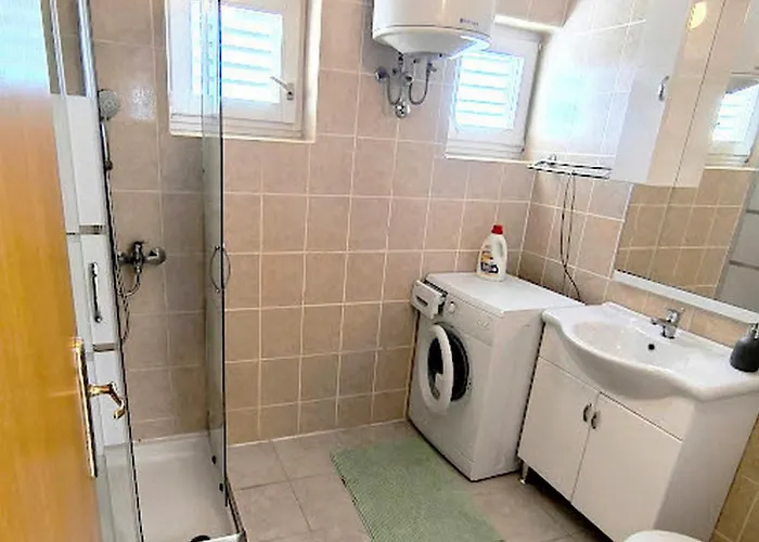 Palma Gostinjska kuća 3*
