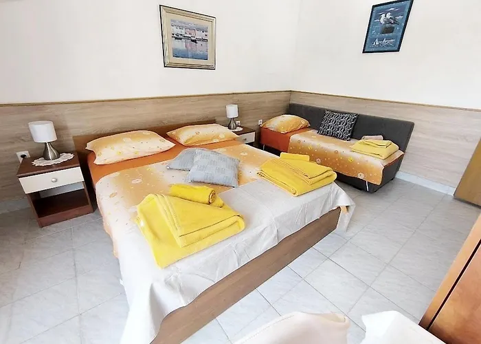Palma Gostinjska kuća 3*